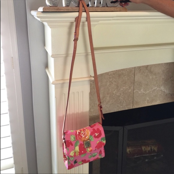 Dooney and Bourke crossbody floral bag - Picture 3 of 5